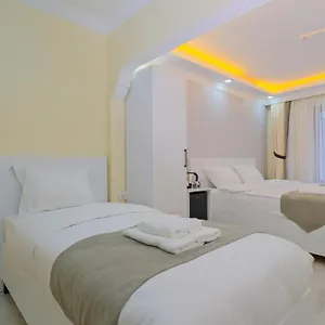 Lucky Отель